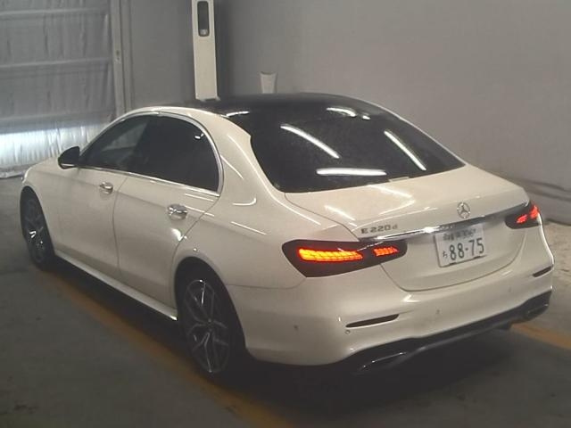 MERCEDES BENZ E CLASS 2022