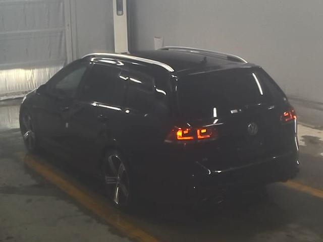 VOLKSWAGEN GOLF VARIANT 2017