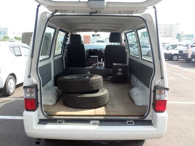 MAZDA BONGO VAN 2017
