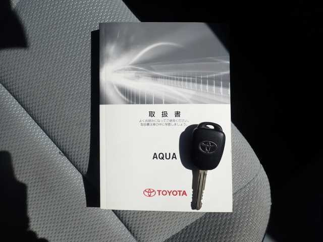 TOYOTA AQUA 2014