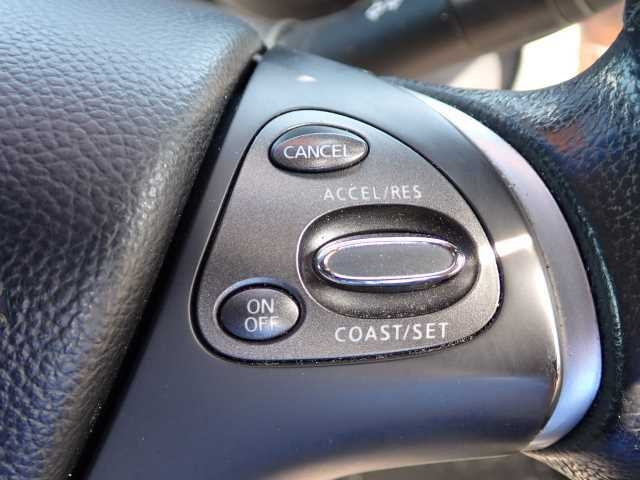 MITSUBISHI PROUDIA 2012