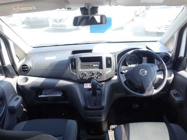 NISSAN NV200 2020