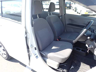 DAIHATSU MIRA E S 2014