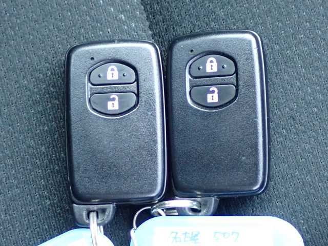 TOYOTA COROLLA FIELDER 2020