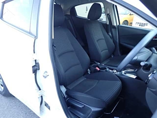 MAZDA DEMIO 2019
