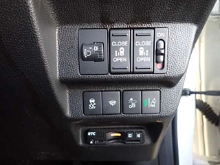 HONDA FREED 2018
