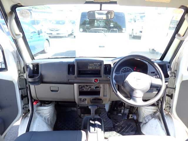 NISSAN CLIPPER VAN 2013