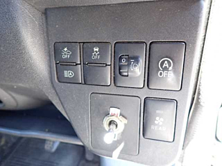 DAIHATSU HIJET VAN 2019