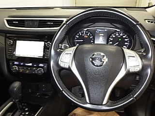 NISSAN X-TRAIL 2015