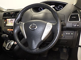 NISSAN SERENA 2015
