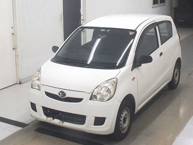 DAIHATSU MIRA 2011