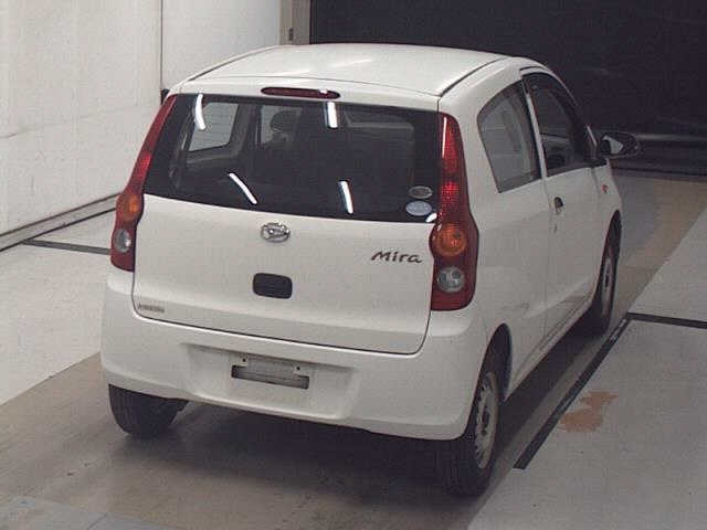 DAIHATSU MIRA 2011