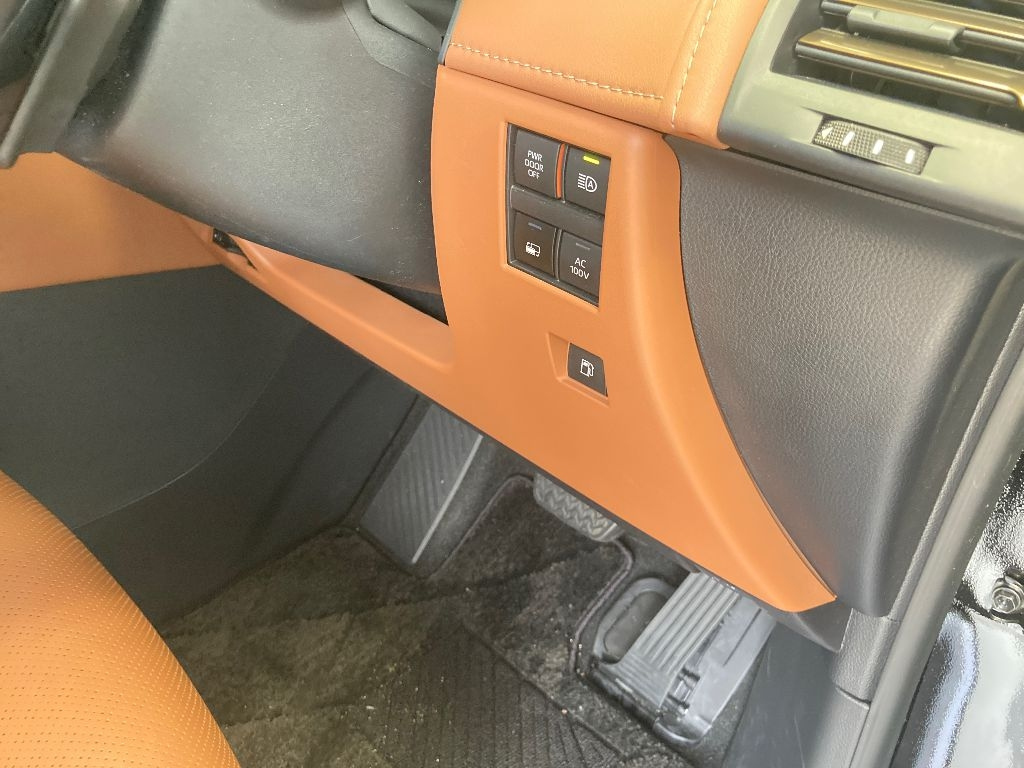 TOYOTA VELLFIRE 2024