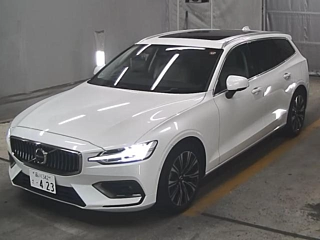 VOLVO V60 2023