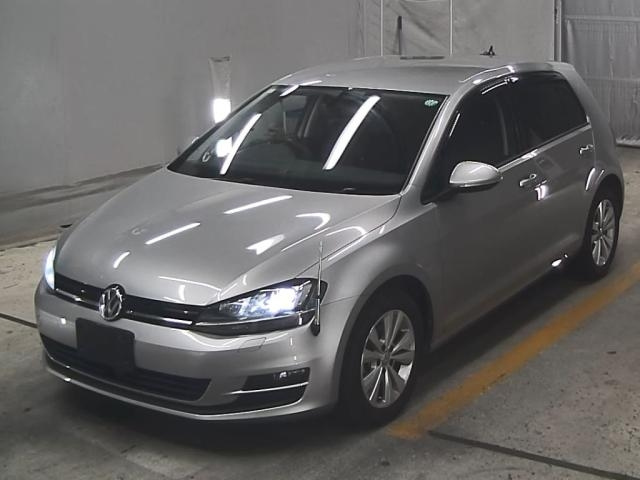 VOLKSWAGEN GOLF 2015