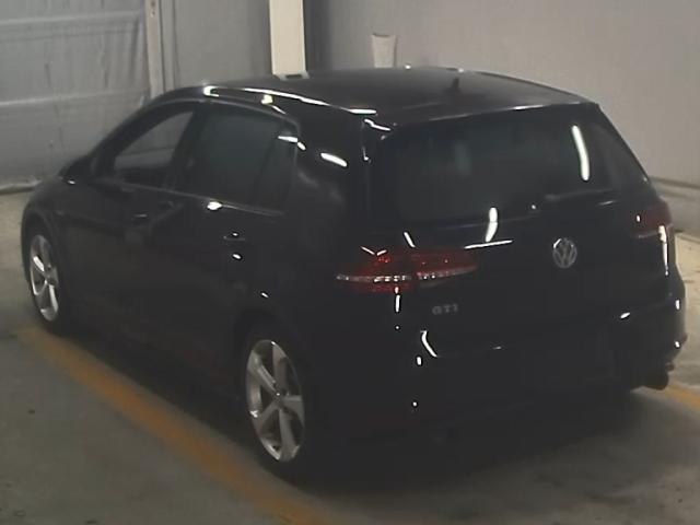 VOLKSWAGEN GOLF 2014