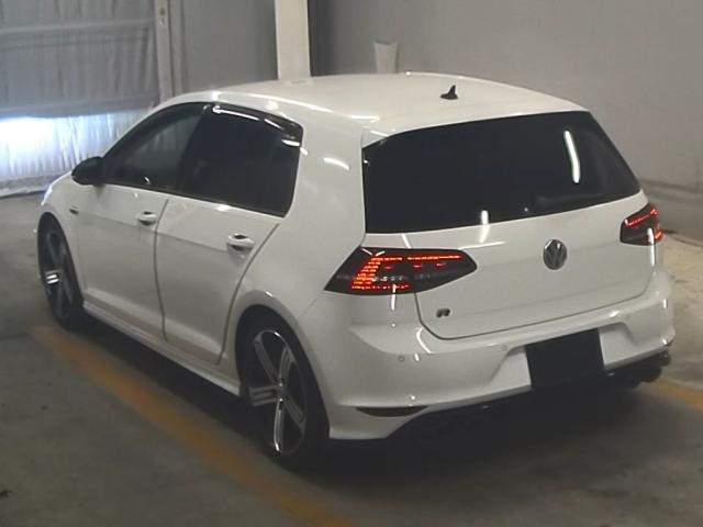 VOLKSWAGEN GOLF 2014