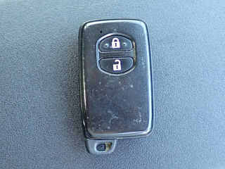 TOYOTA PRIUS 2014