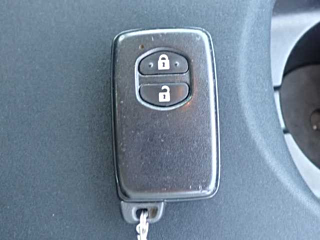 TOYOTA PRIUS 2012