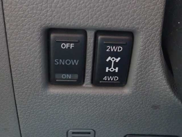 NISSAN CARAVAN VAN 2020