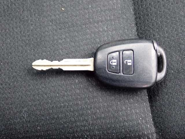 TOYOTA COROLLA AXIO 2018