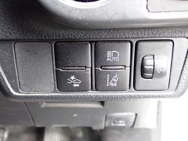 TOYOTA COROLLA AXIO 2018