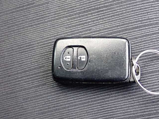 TOYOTA PRIUS 2012