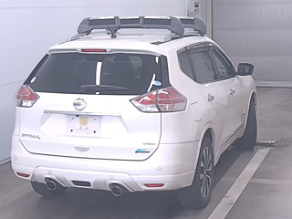 NISSAN X-TRAIL 2015