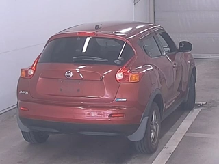 NISSAN JUKE 2011