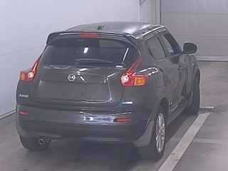 NISSAN JUKE 2010