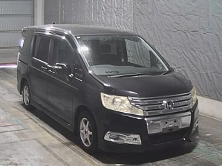 HONDA STEP WAGON 2011