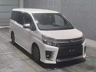 TOYOTA VOXY 2016