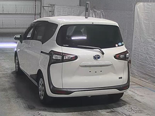 TOYOTA SIENTA 2018