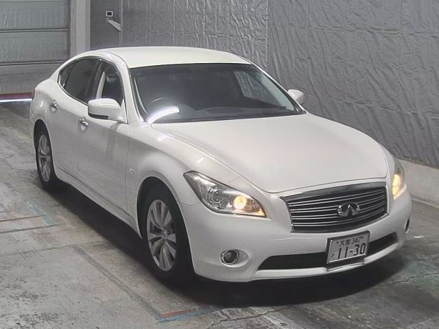 NISSAN FUGA 2012