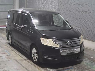 HONDA STEP WAGON 2010