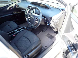TOYOTA PRIUS 2016