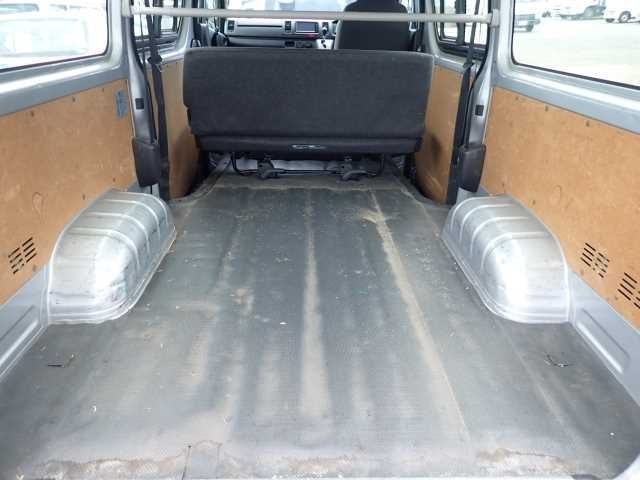 TOYOTA HIACE VAN 2019