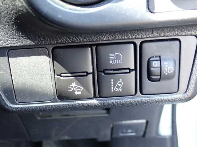 TOYOTA COROLLA AXIO 2018