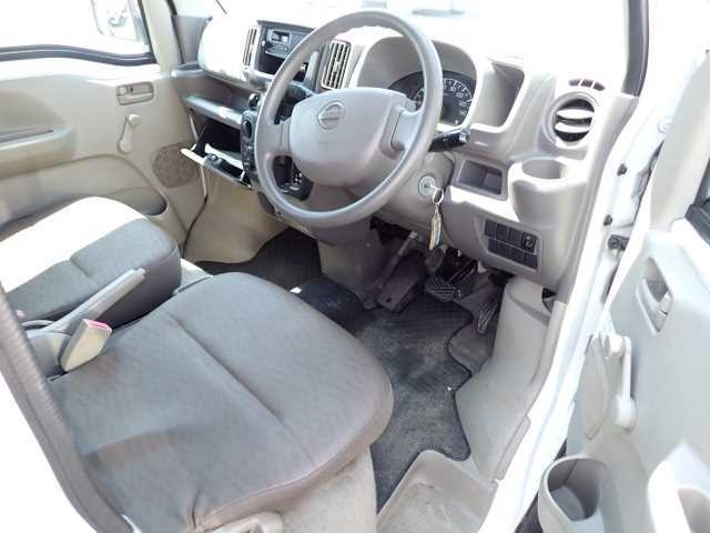 NISSAN CLIPPER VAN 2017