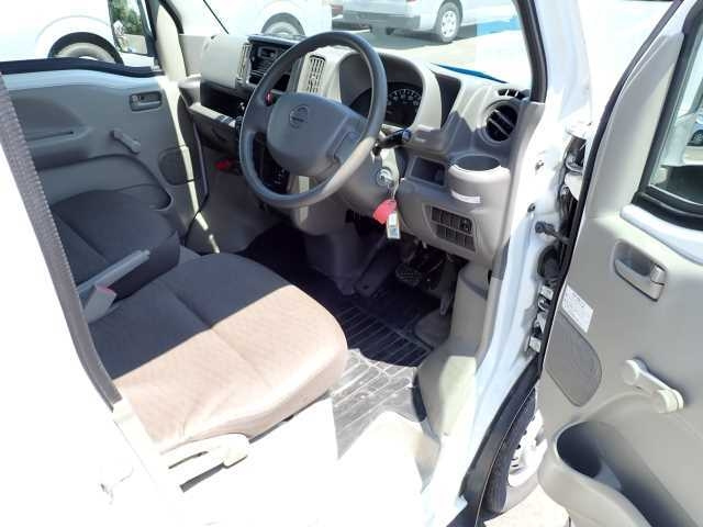 NISSAN CLIPPER VAN 2017