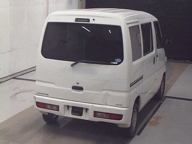 MITSUBISHI MINICAB VAN 2013