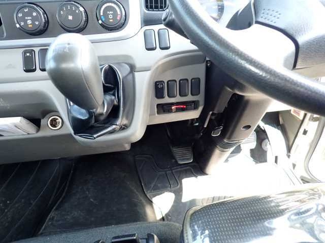 MITSUBISHI CANTER 2018