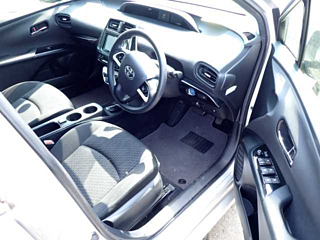 TOYOTA PRIUS 2016