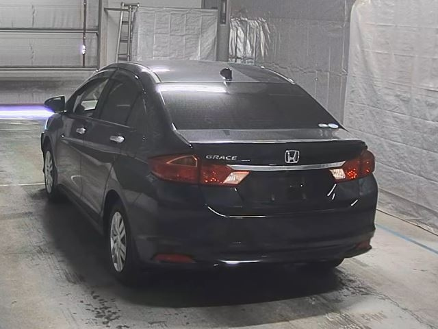 HONDA GRACE 2016