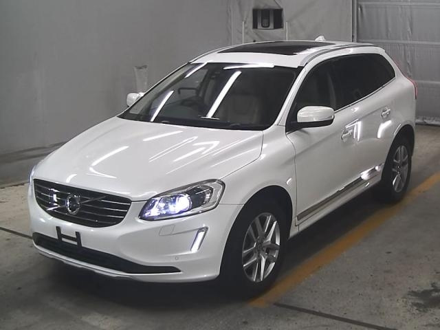 VOLVO XC60 2017