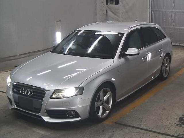 AUDI A4 2010