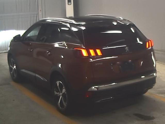 PEUGEOT 3008 2018