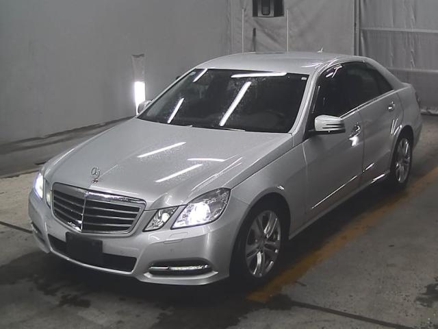 MERCEDES BENZ E CLASS 2010