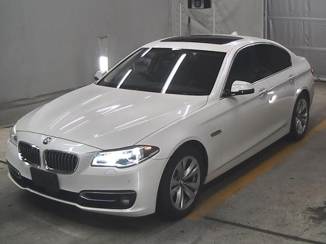 BMW 5 SERIES 2016