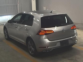 VOLKSWAGEN GOLF 2020